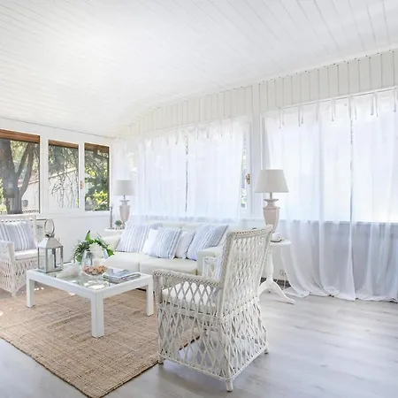 Marygrace Dei Marmi House 150 Metres From The *
