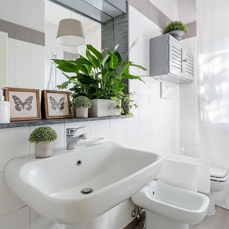 Marygrace Dei Marmi House 150 Metres From The