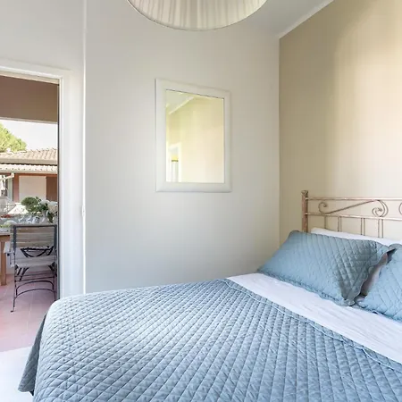 Marygrace Dei Marmi House 150 Metres From The Villa Forte dei Marmi