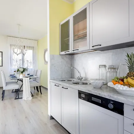 Villa Marygrace Dei Marmi House 150 Metres From The