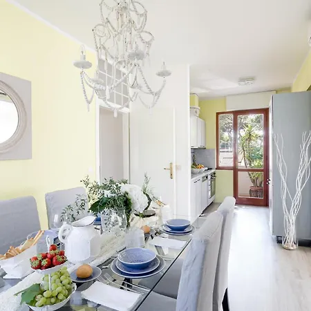 Marygrace Dei Marmi House 150 Metres From The Villa Forte dei Marmi