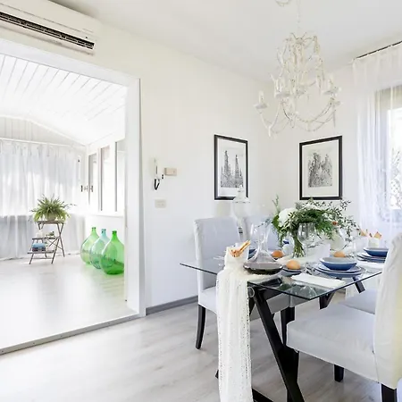 Marygrace Dei Marmi House 150 Metres From The וילה