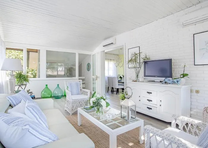 Marygrace Dei Marmi House 150 Metres From The