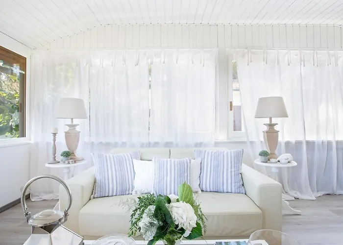 Marygrace Dei Marmi House 150 Metres From The *