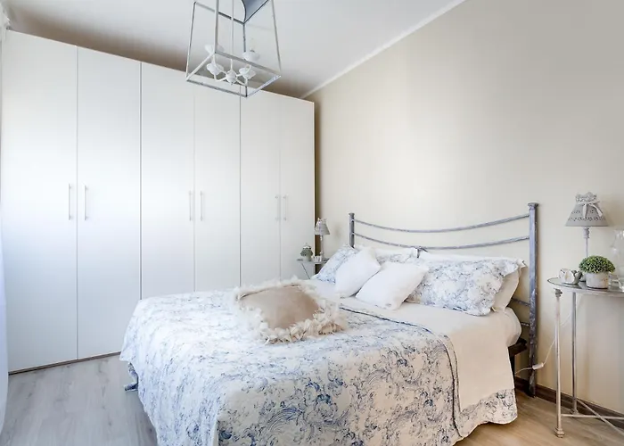 Marygrace Dei Marmi House 150 Metres From The Villa