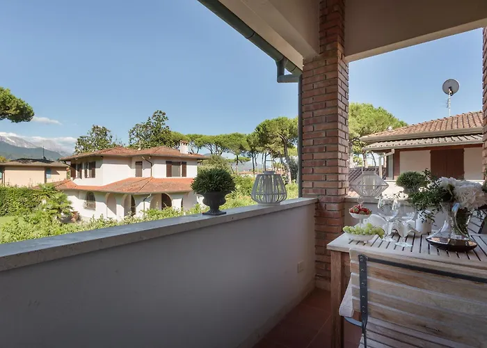 Villa Marygrace Dei Marmi House 150 Metres From The *