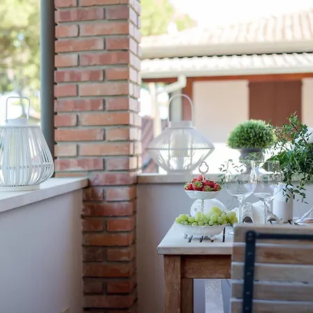 Marygrace Dei Marmi House 150 Metres From The 빌라