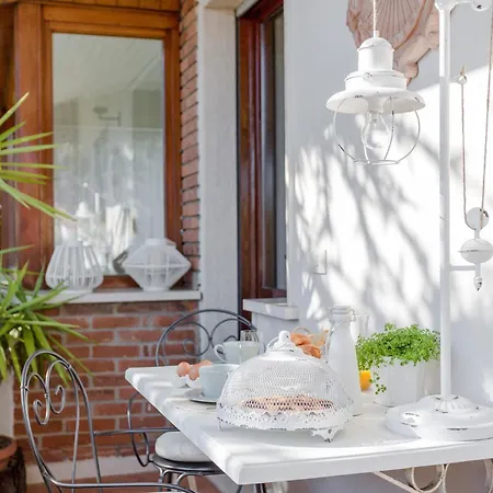 빌라 Marygrace Dei Marmi House 150 Metres From The *